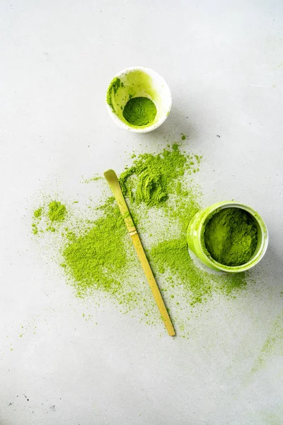 Bowl Organic Green Tea Matcha Powder Chashaku Spoon Light Background — Stock Photo, Image
