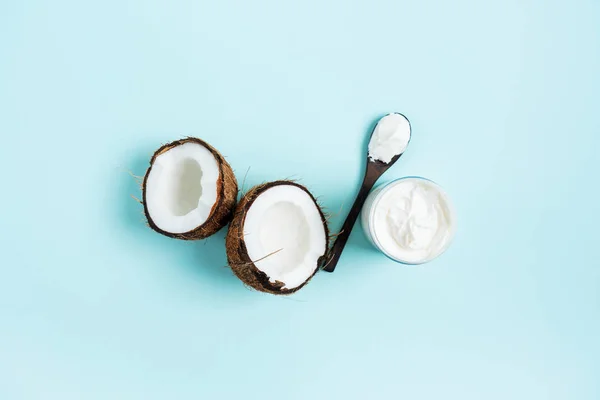 Biologische Gezonde Kokosnoot Boter Crème Pot Met Bamboe Lepel Turquoise — Stockfoto