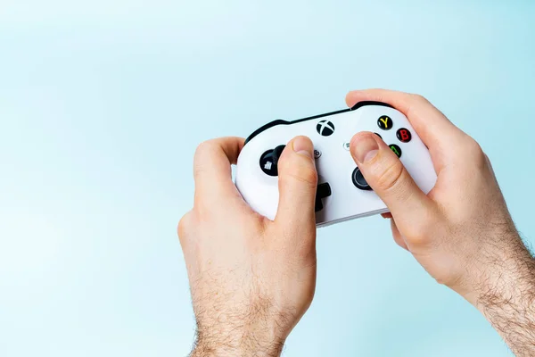 Close View Male Hands Holding Xbox Gamepad Controller Joystick Blue — Stock Photo, Image