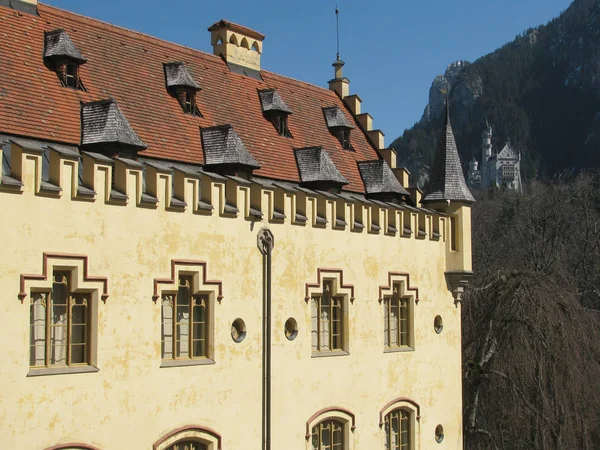 Schwangau Chamado Aldeia Castelos Reais Está Localizado Sob Uma Montanha — Fotografia de Stock