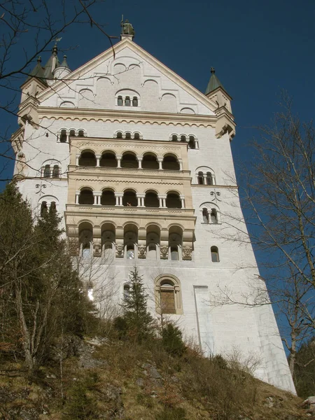 Neuschwanstein Dos Castelos Palácios Mais Famosos Europa Belas Paisagens Montanhas — Fotografia de Stock