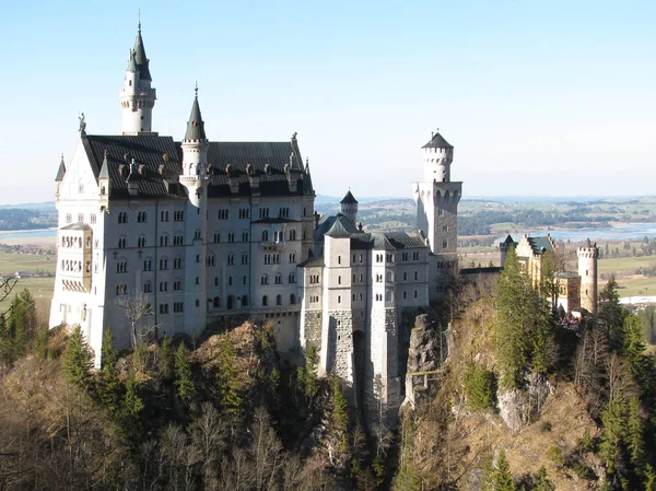 Neuschwanstein Dos Castelos Palácios Mais Famosos Europa Belas Paisagens Montanhas — Fotografia de Stock