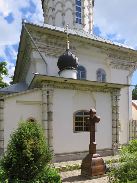 Nowoczesny Kościół Aleksandra Newskiego Zagrodzie Klasztoru Novodevichy Wiosce Sanatorium Herzen — Zdjęcie stockowe