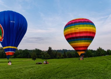 Biella, İtalya, 10 Haziran 2018 - sıcak hava balonu sırasında açılış ve Ankraj Bahar Festivali, June Pollone dal Cielo, Biella