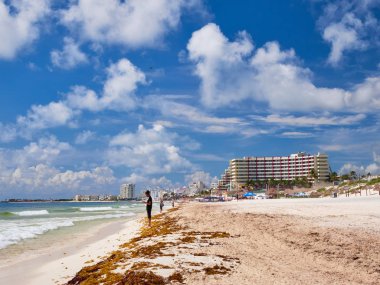 Karayip plaj ve turkuaz Cancun, Playa delfines, Quintana Roo, Meksika, 7 Eylül 2018 yılında bir cennet peyzaj için