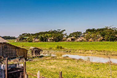 Yangon bölge, Myanmar tipik bir köyü