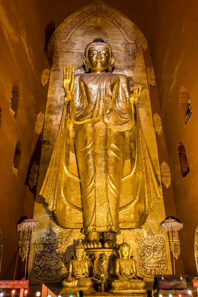 Standing Buddha Gautama West Facing Ananda Temple Old Bagan Myanmar — Stock Photo, Image