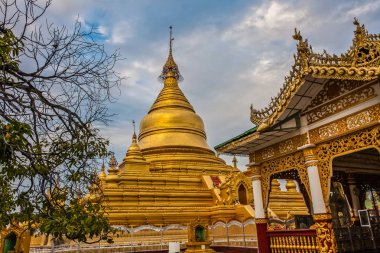 Kuthodaw Pagoda, Mandalay, Myanmar