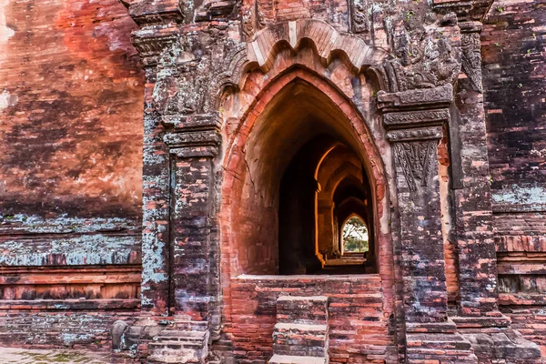 Dhammayangyi 寺外装 古いバガン ミャンマーのフラグメント — ストック写真