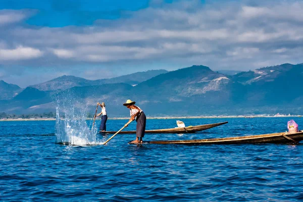 Vissers Het Inlemeer Taunggyi Myanmar — Stockfoto