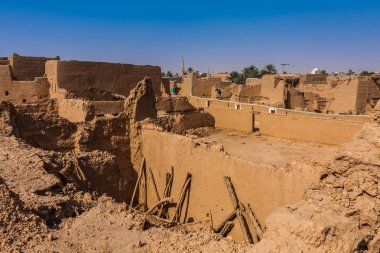 Terk edilmiş geleneksel Arap çamur tuğla evler, al Majmaah, Suudi Arabistan