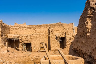 Terk edilmiş geleneksel Arap çamur tuğla evler, al Majmaah, Suudi Arabistan