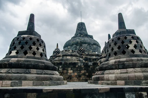 Perforerade Stupas Toppen Borobudur Temple Yogyakarta Indonesien — Stockfoto
