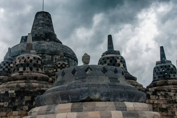Perforowane Stup Szczycie Borobudur Temple Yogyakarta Indonezja — Zdjęcie stockowe