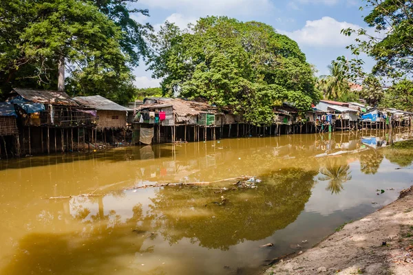 Río Siem Reap Viviendas Sus Orillas Camboya — Foto de Stock