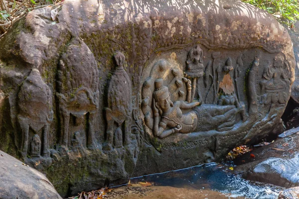 Lord Vishnu Auf Dem Schlangengott Ananta Liegend Mit Der Göttin — Stockfoto