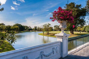 Yaz Sarayı (Bang Pa-In Kraliyet Sarayı) ve park, Ayutthaya, Tayland
