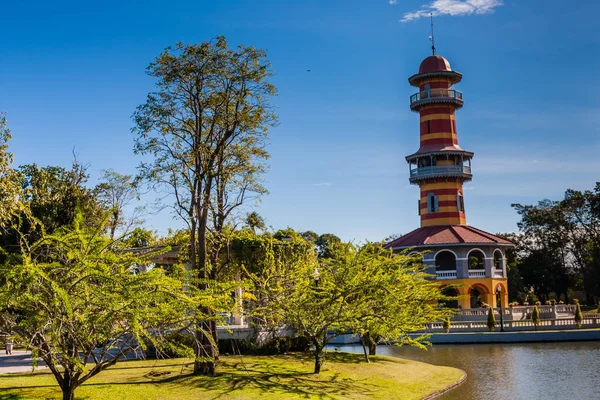 Bilgeler 'Lookout, Yaz Sarayı (Bang Pa-In Royal Palace) ve Ayutthaya park, Tayland