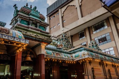 Sri Mahamariamman Tapınağı'nın arka avlusu, Kuala Lumpur
