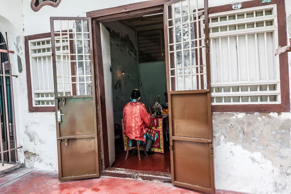 Chinês Rezando Sua Casa George Ton Penang — Fotografia de Stock