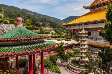 Kek Lok Si Tapınağı, süslü Budist tapınağı, Penang Adası, Malezya