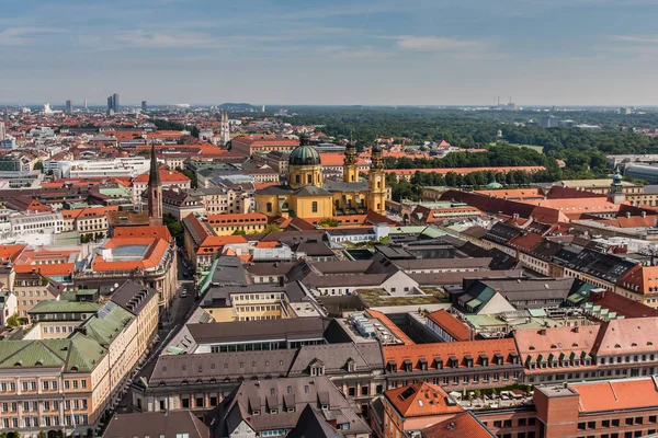 Město Mnichov Kostelem Theatine Pohled Frauenkirche — Stock fotografie