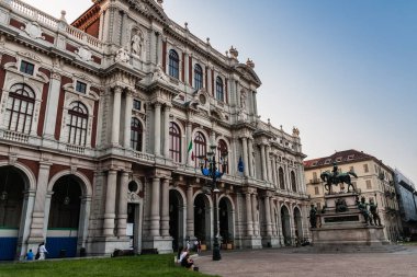 Risorgimento Müzesi, Carlo Alberto Meydanı, Torino