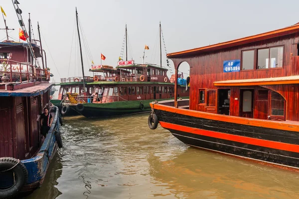 Toeristische Boten Long Bay Long Vietnam — Stockfoto