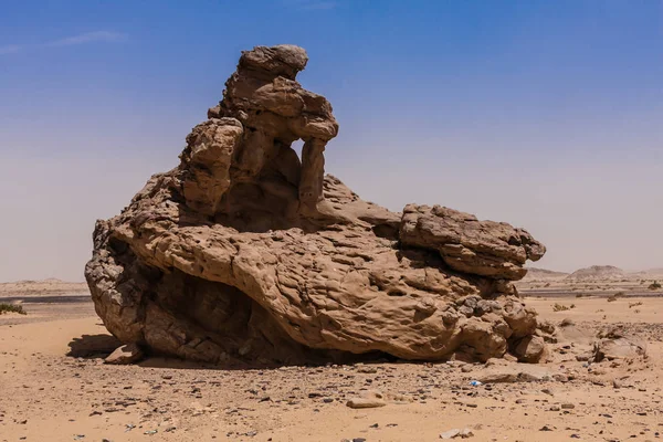 Eine Natürliche Kunstvolle Felsformation Der Wüste Südlich Von Riad Saudi — Stockfoto