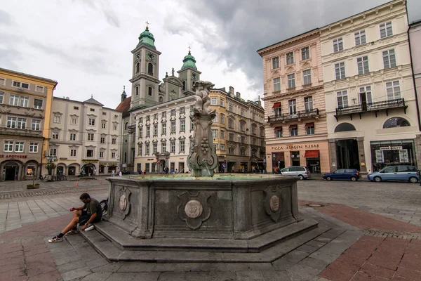 Fontána Hlavním Náměstí Hauptplatz Linec — Stock fotografie