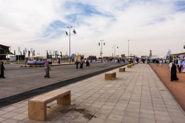 Janadriyah Festival Village'ın içinde, Riyad