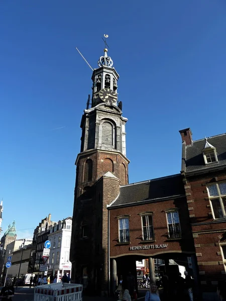 Башня Мюнтфельда Амстердаме — стоковое фото