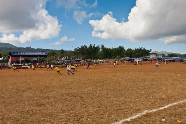 Ένας Ποδοσφαιρικός Αγώνας Ένα Χωριό Πολιτεία Σαν Μιανμάρ — Φωτογραφία Αρχείου
