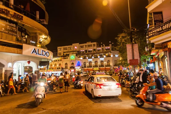Acogida Dong Kinh Nghia Thuc Square Por Noche Hanoi —  Fotos de Stock