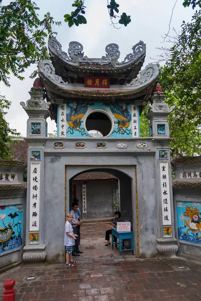 Puerta Entrada Templo Montaña Jade Hanoi —  Fotos de Stock