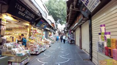 İstanbul, Türkiye - 5 Ağustos 2025: Büyük Pazar