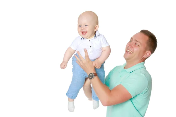 Papa hält ein Baby in der Hand — Stockfoto