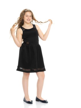 Uzun saçlı liseli kız.