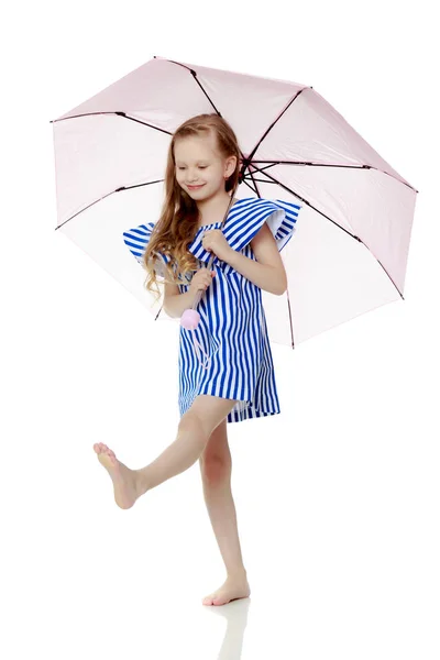 Bella bambina 5-6 anni . — Foto Stock