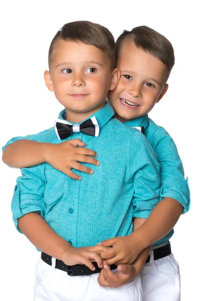 Zwei kleine Jungen aus nächster Nähe. — Stockfoto