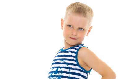 Küçük çocuk gülümsüyor. Portre.