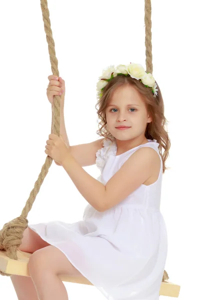 Portret van een mooi klein meisje — Stockfoto