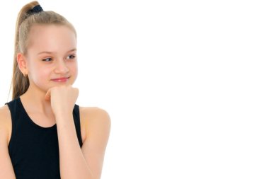 Küçük kız düşündüğü.