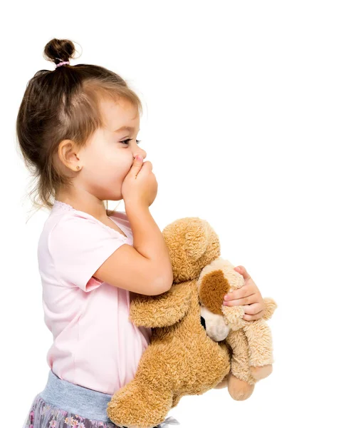 Klein meisje met teddybeer — Stockfoto