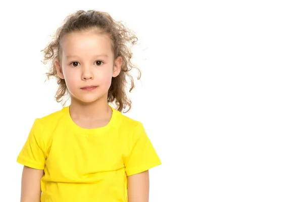 Retrato de una niña de cerca. — Foto de Stock