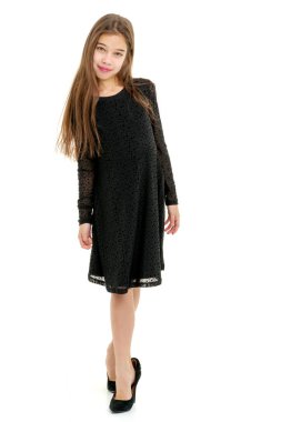 Büyük numara ayakkabı, küçük kız.