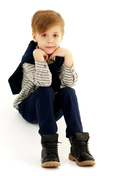 A kisfiú gondolkodás. — Stock Fotó