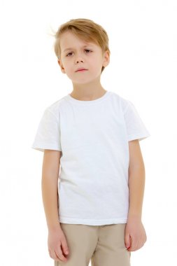 Üzgün küçük çocuk..