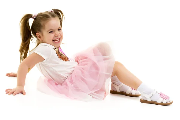 Hermosa niña riendo.Aislado sobre fondo blanco . —  Fotos de Stock