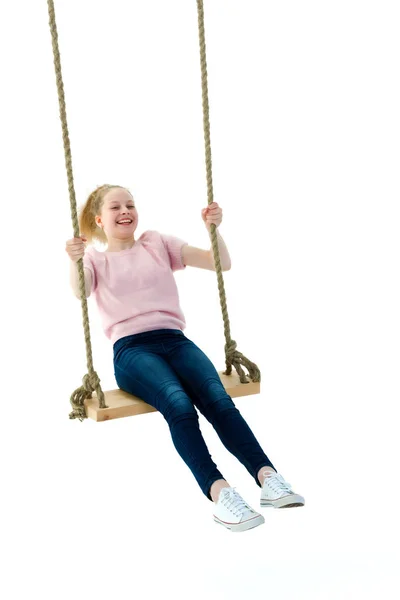 Bela adolescente menina da escola balançando em um balanço. Conceito verão v — Fotografia de Stock